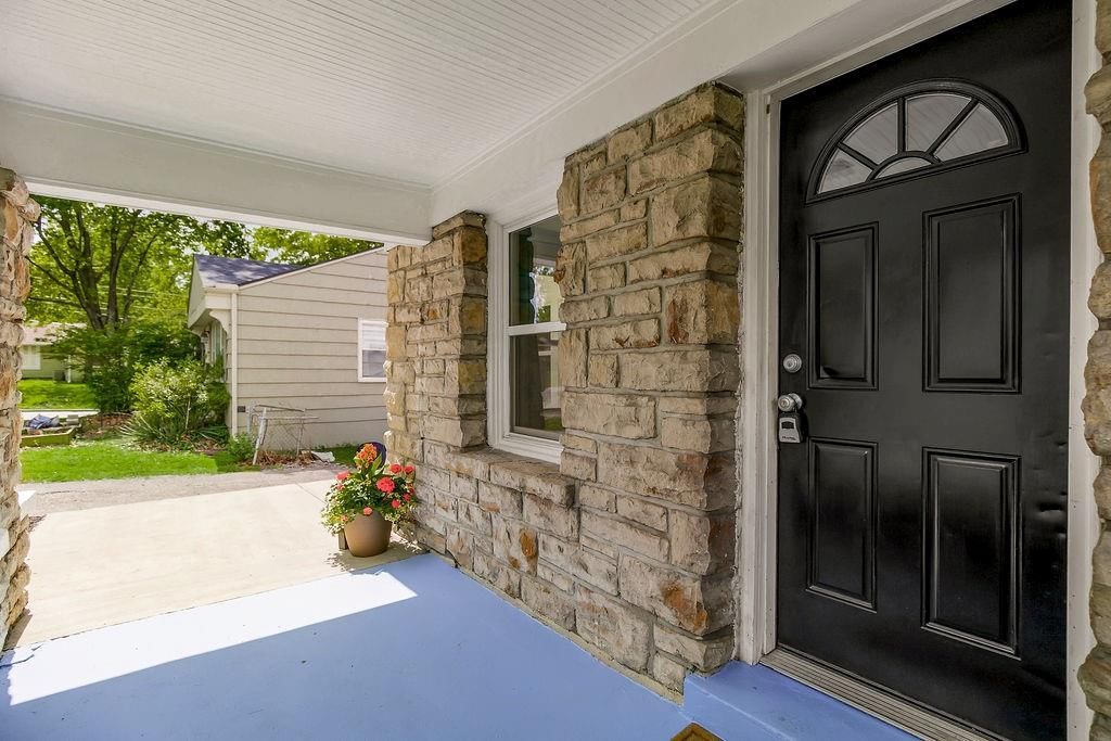 8036 Mercier Street — photo 4