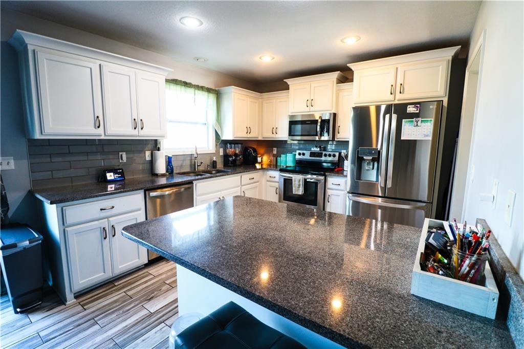 105 Lisa Avenue — photo 4
