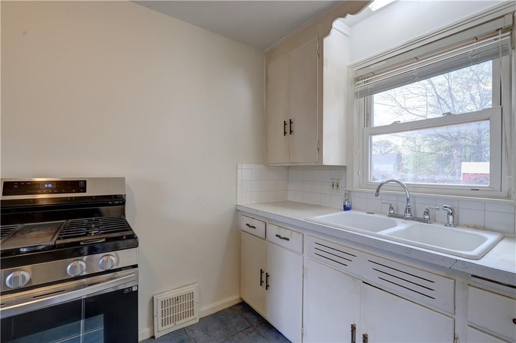 7726 Sni A Bar Road — photo 14