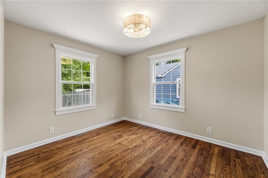 406 W 86th Terrace — photo 19