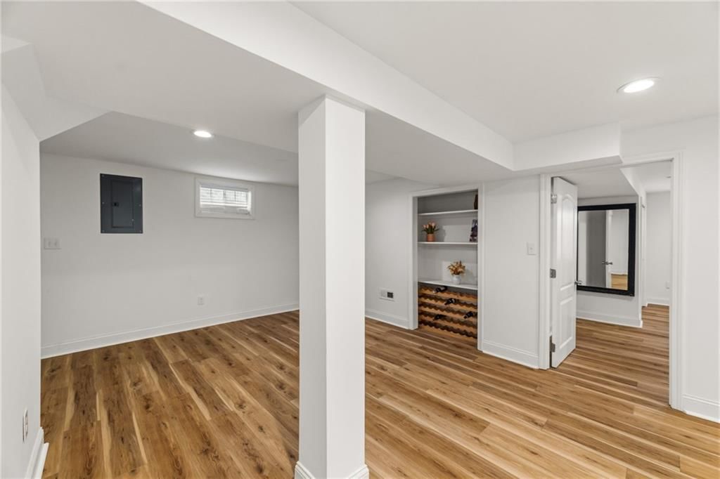 406 W 86th Terrace — photo 25