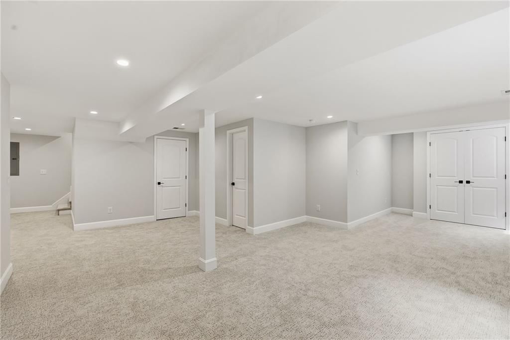 4113 W 67th Street — photo 37