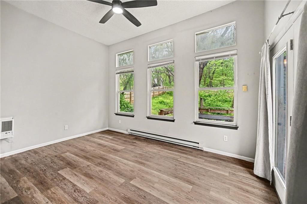 18004 E 31st Drive S — photo 8
