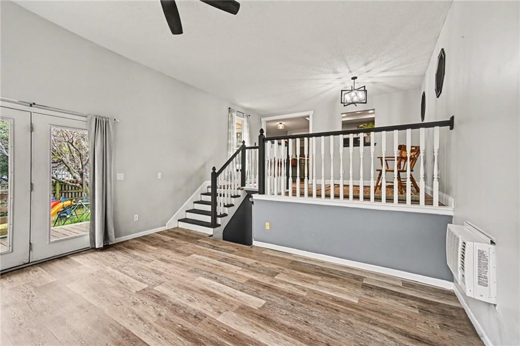 18004 E 31st Drive S — photo 9