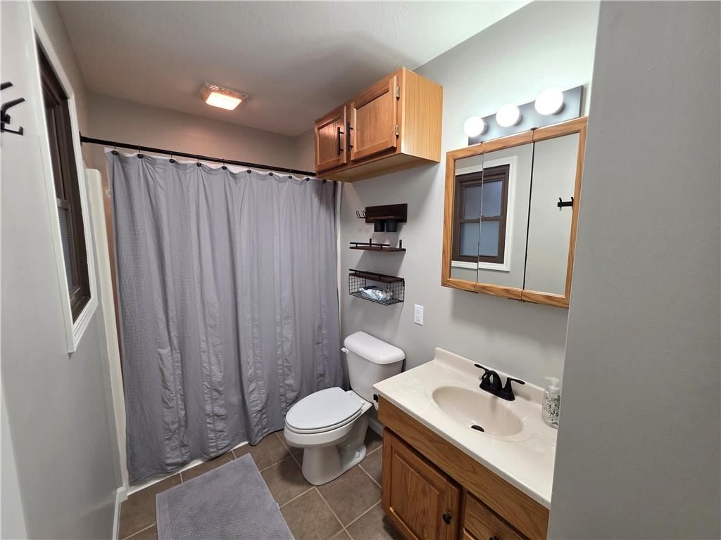 106 S Vernon Street — photo 16