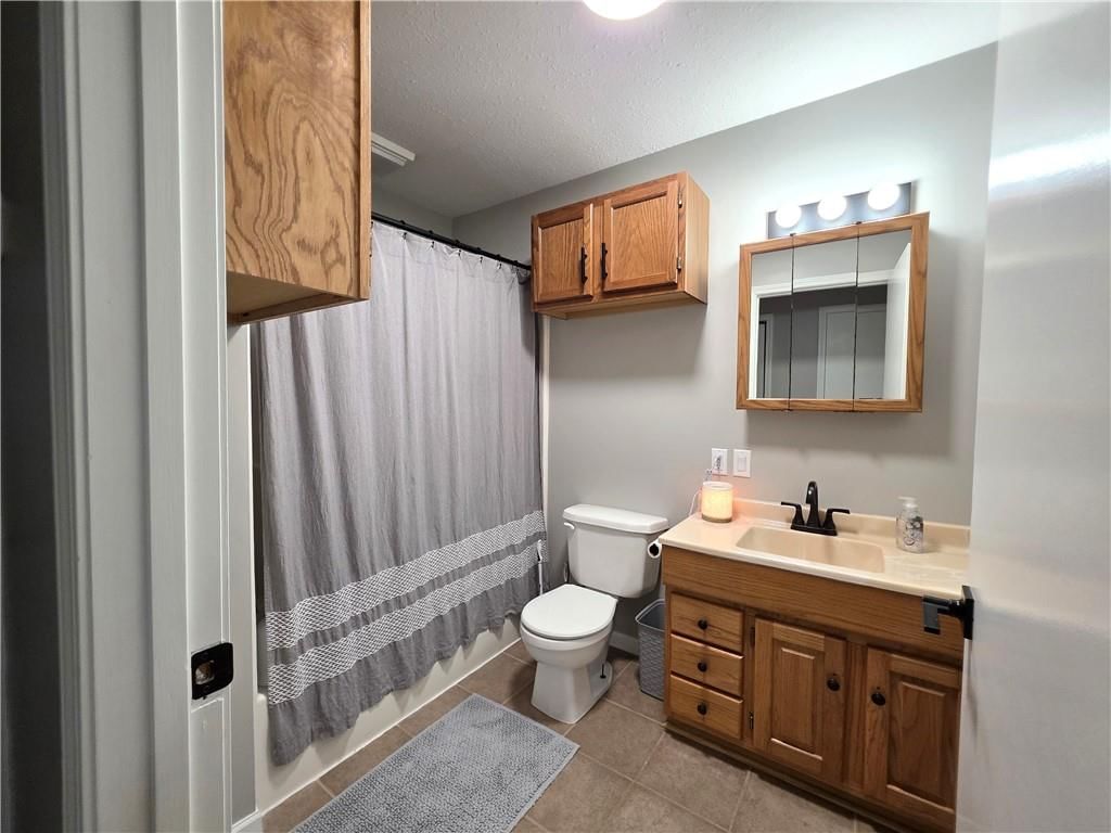 106 S Vernon Street — photo 20