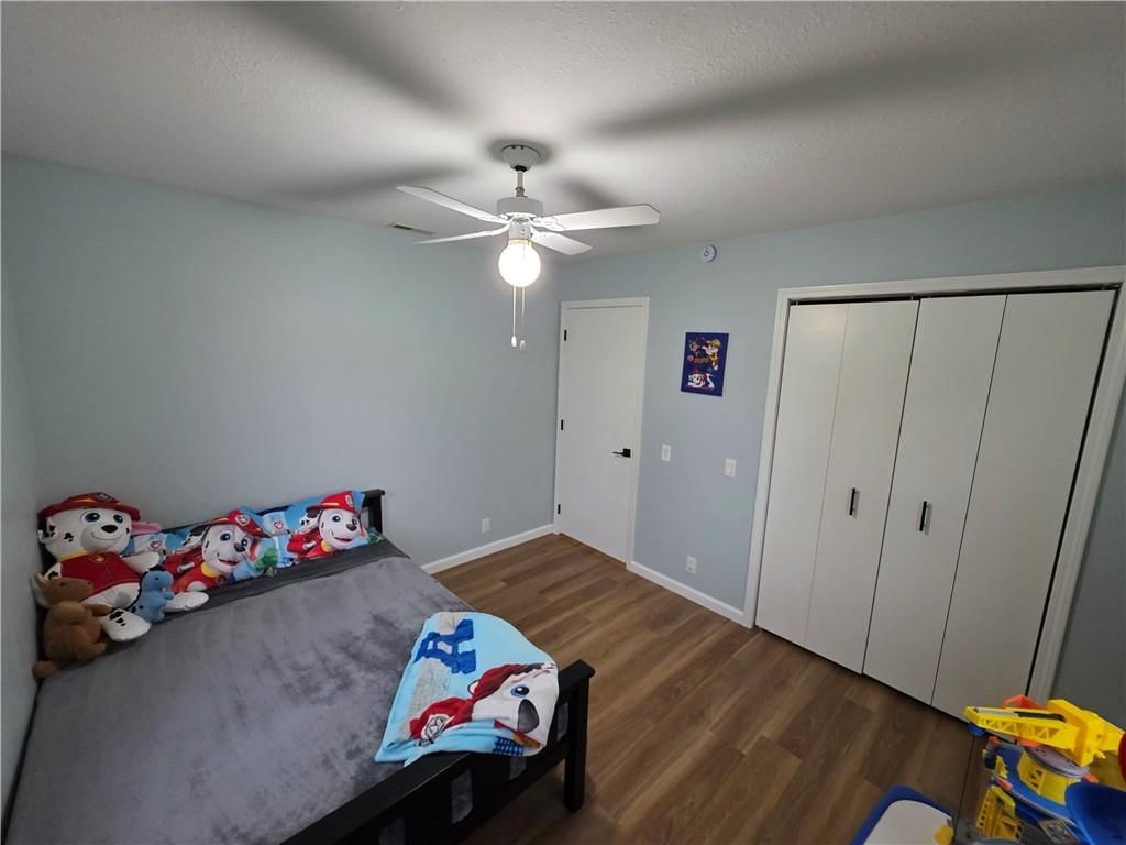 106 S Vernon Street — photo 23