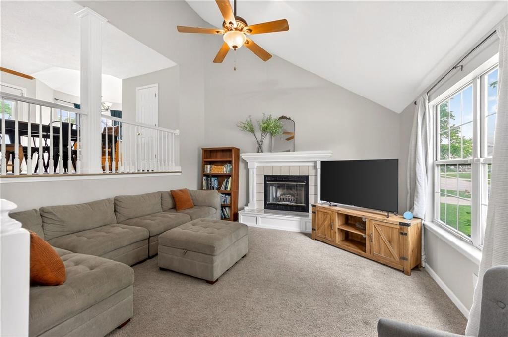 1704 NE Stonewood Drive — photo 6