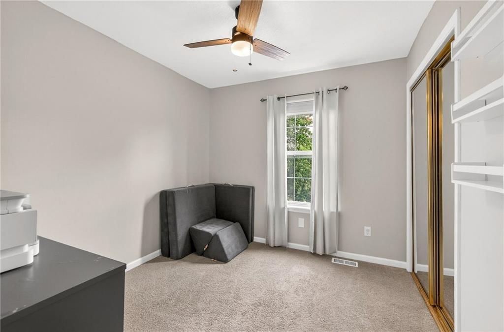 1704 NE Stonewood Drive — photo 20