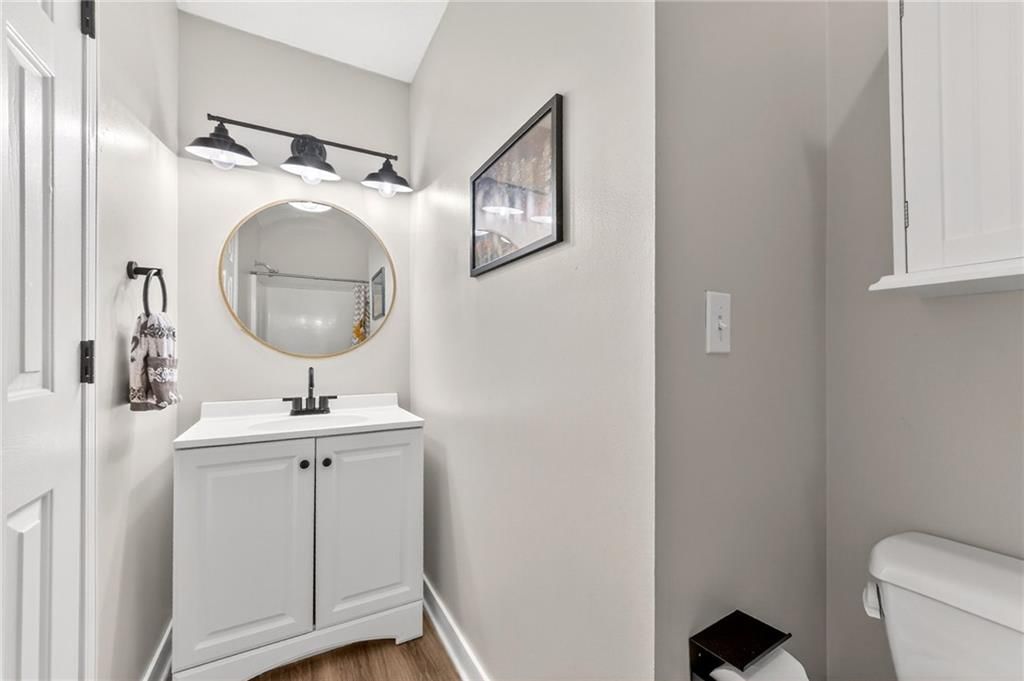 1704 NE Stonewood Drive — photo 22
