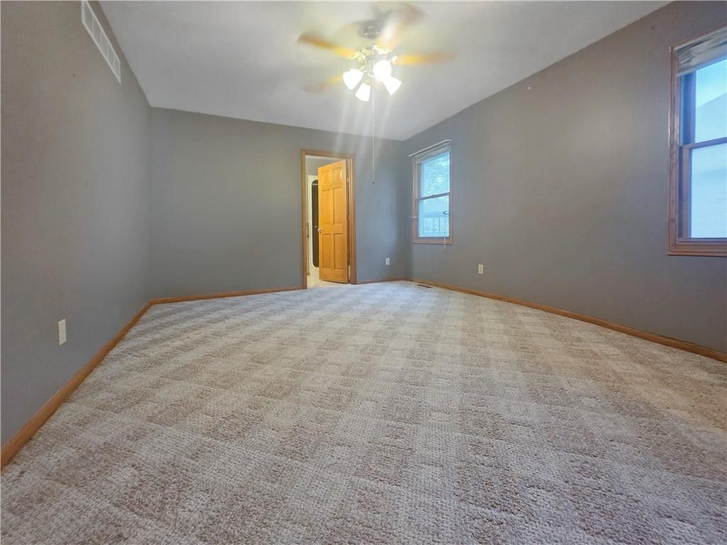 708 W 35th Street — photo 13