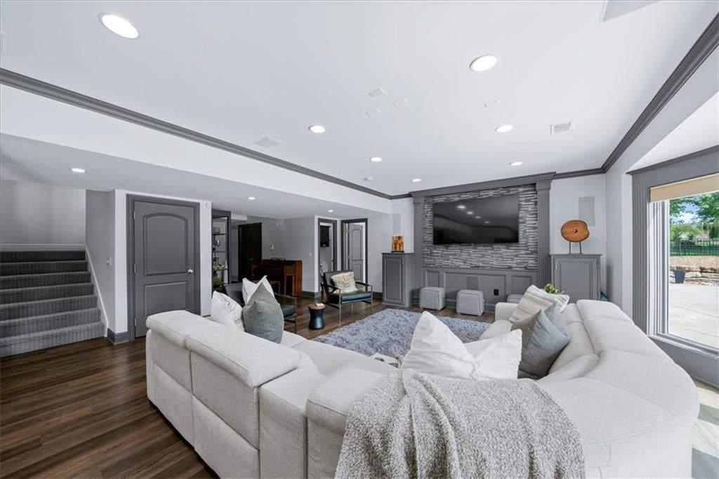 15405 Knox Street — photo 36