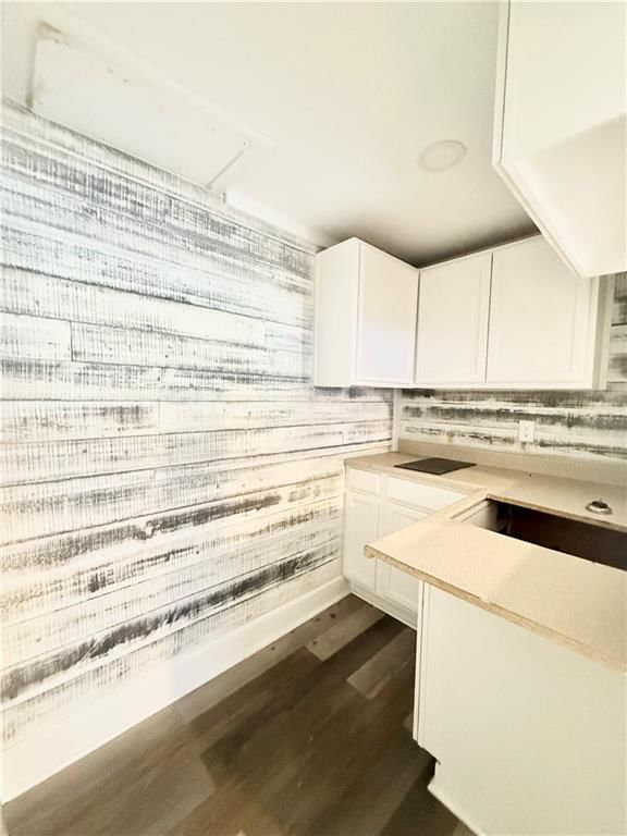 1239 W South Street — photo 7
