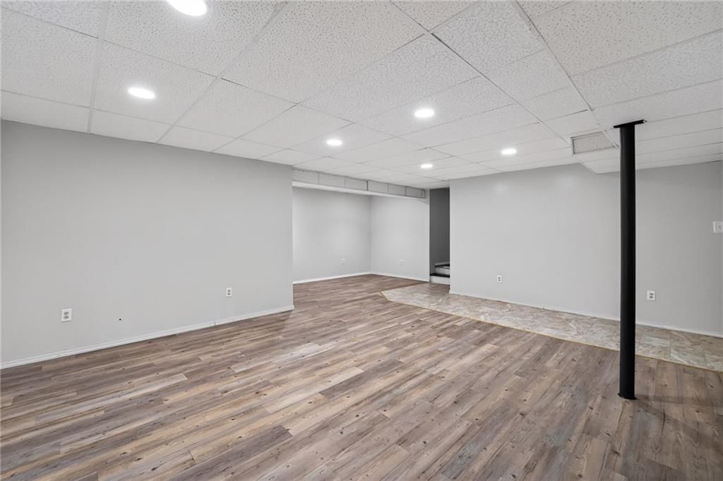 725 Shawn Drive — photo 11