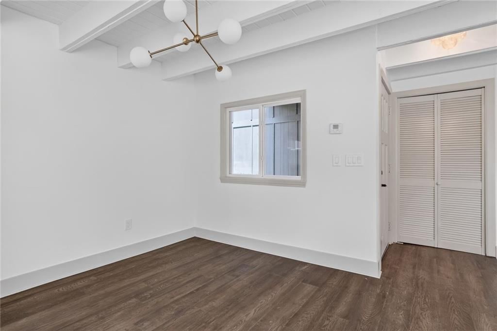 5409 Maple Street — photo 10