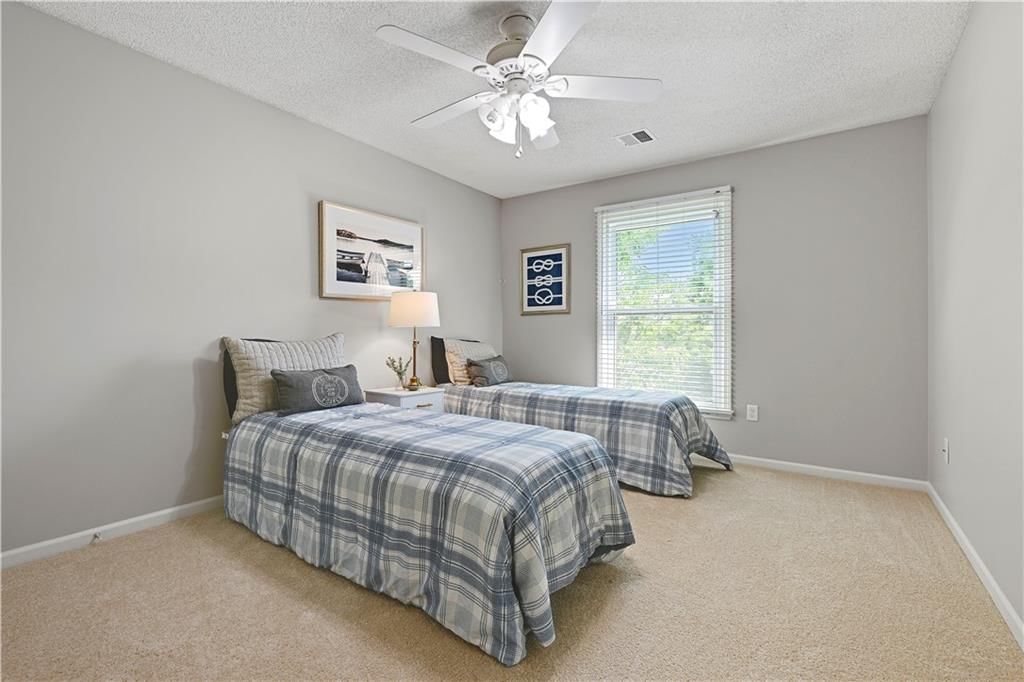 14301 Bond Street — photo 21