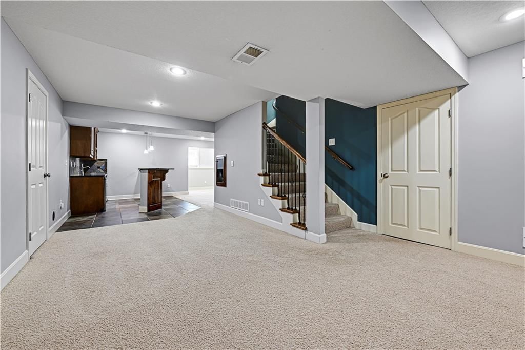 14301 Bond Street — photo 26