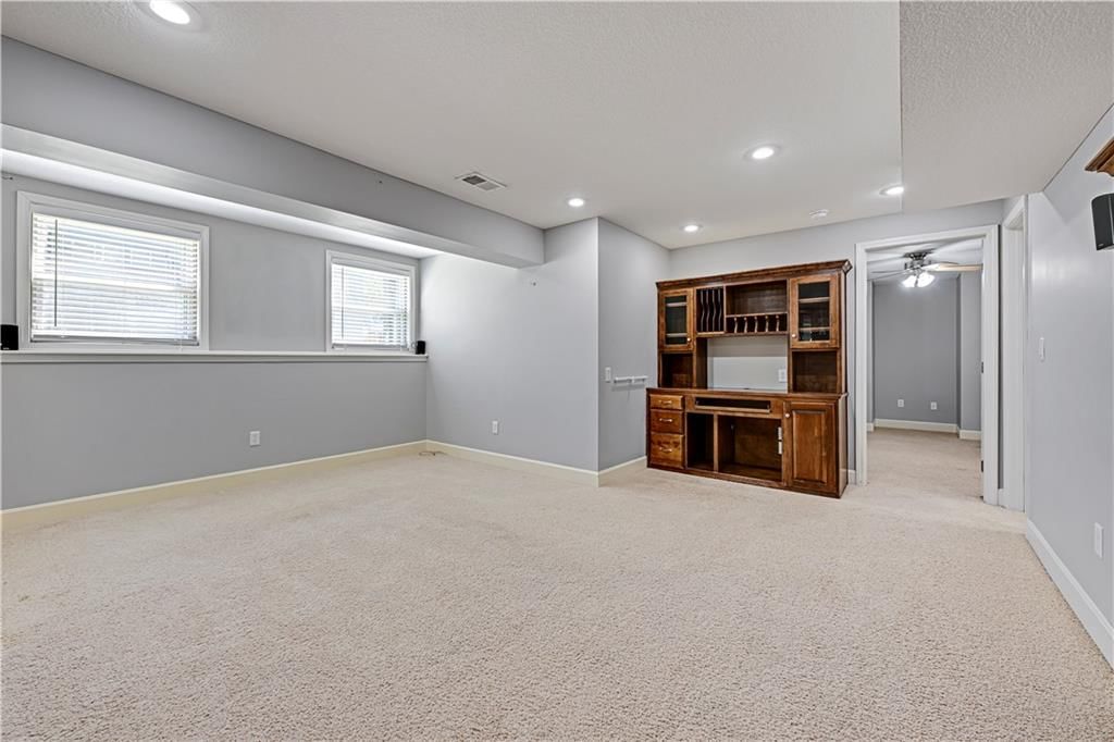 14301 Bond Street — photo 31
