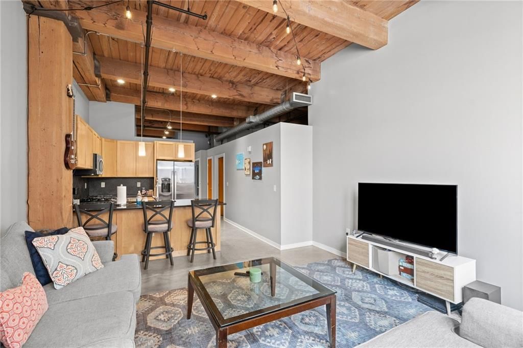 712 Broadway Boulevard — photo 7