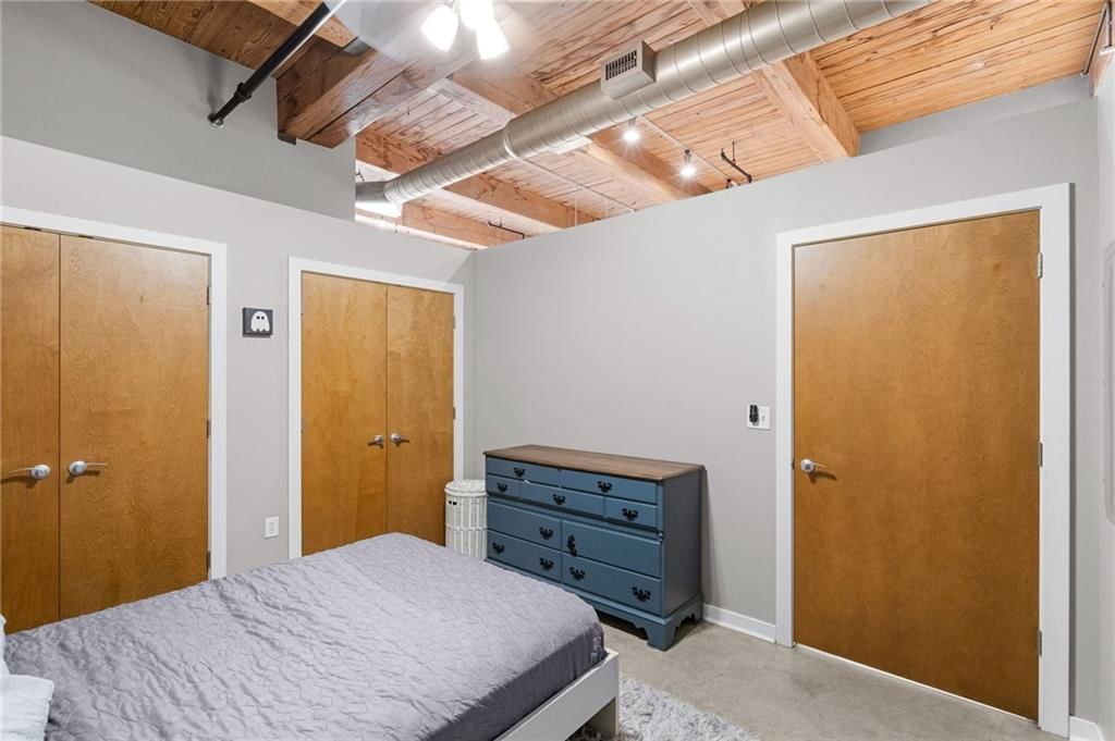 712 Broadway Boulevard — photo 11