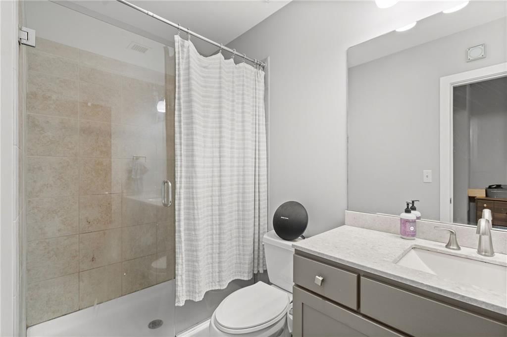 712 Broadway Boulevard — photo 14