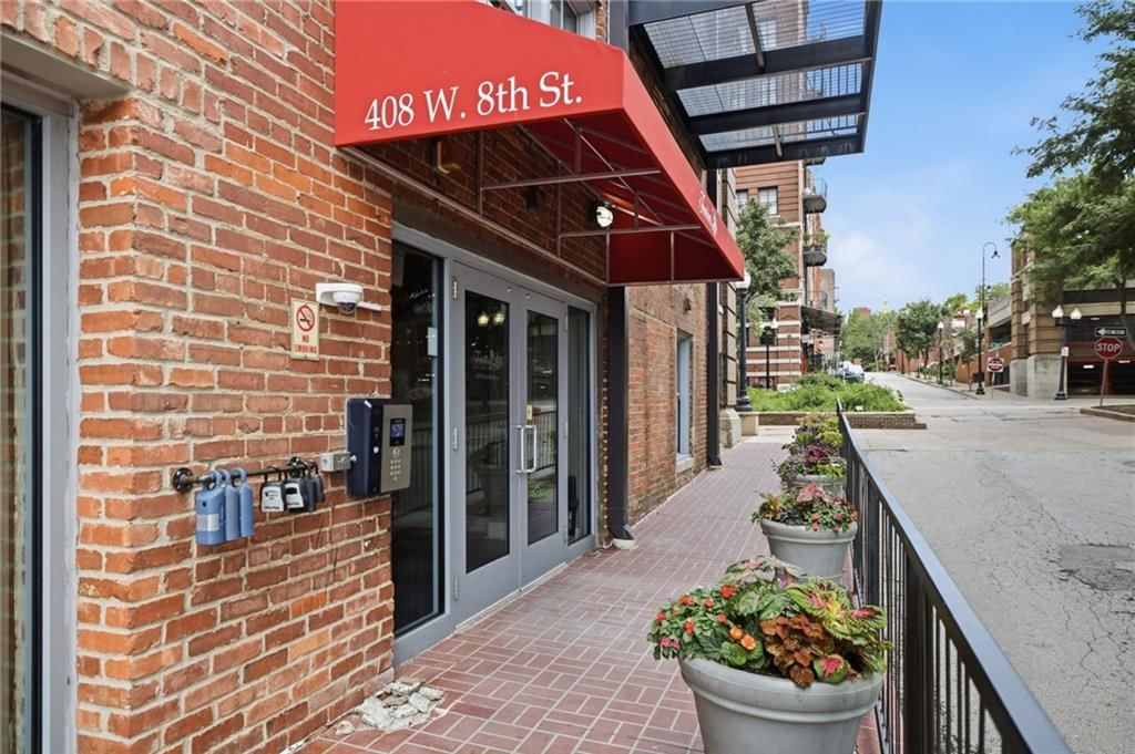 712 Broadway Boulevard — photo 25