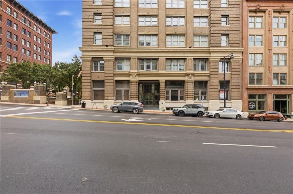 712 Broadway Boulevard — photo 30