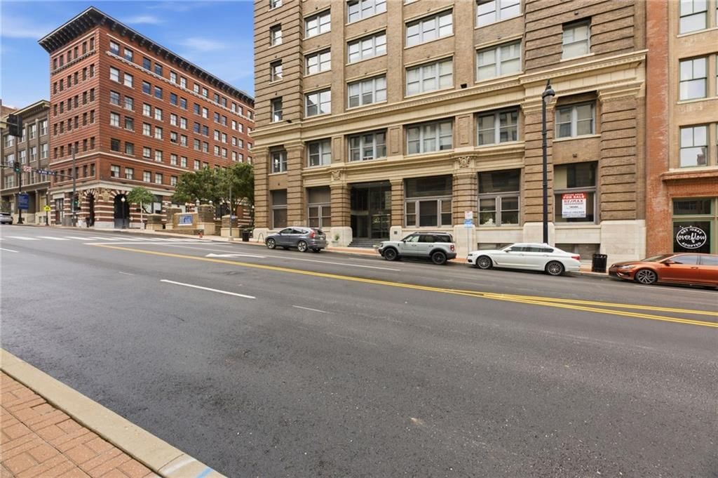 712 Broadway Boulevard — photo 31