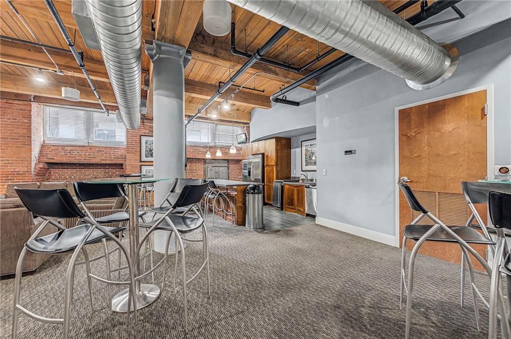 712 Broadway Boulevard — photo 39