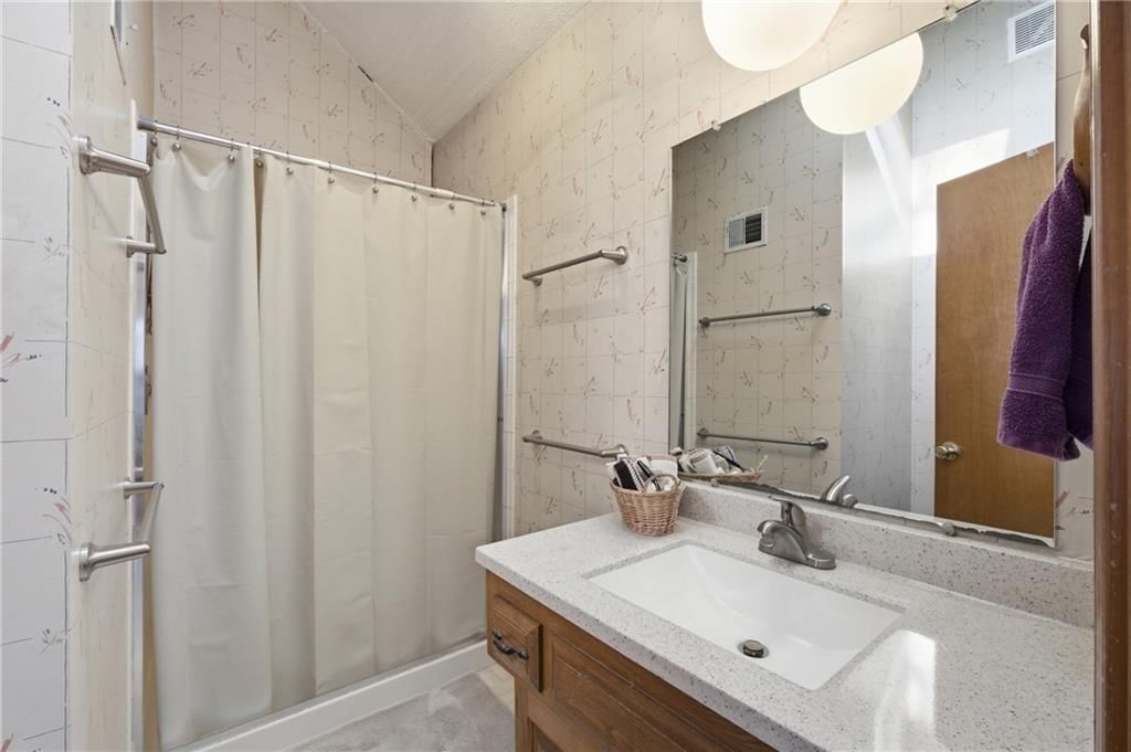 14417 Craig Avenue — photo 21