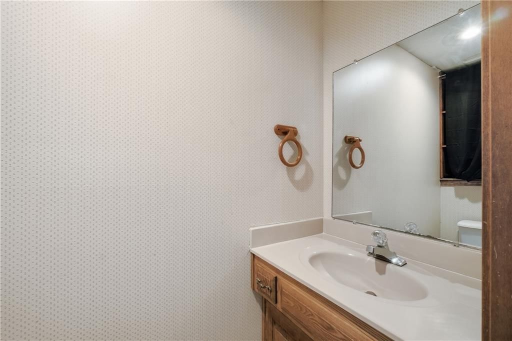 14417 Craig Avenue — photo 28