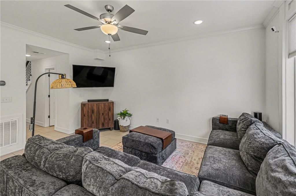 7356 Aaron Street — photo 8