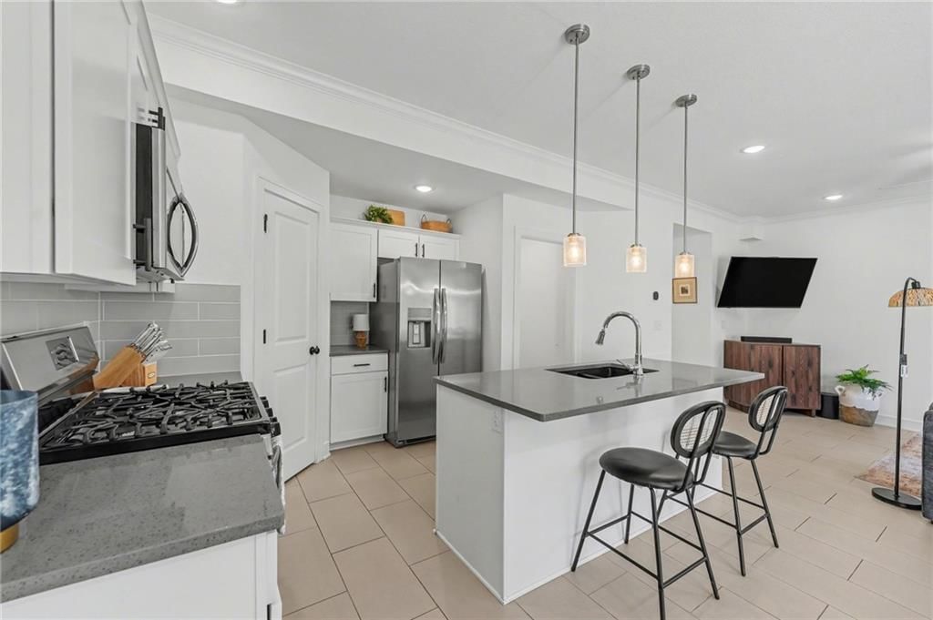 7356 Aaron Street — photo 11
