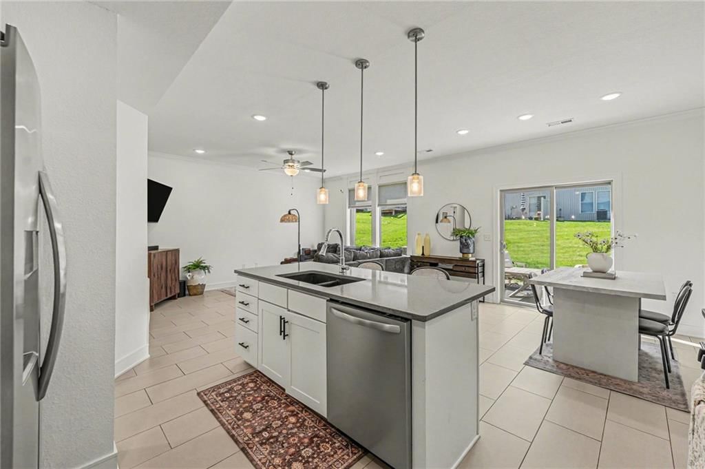 7356 Aaron Street — photo 12