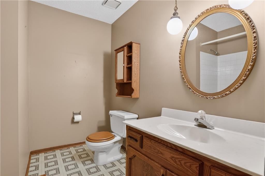 3650 N Wayne Avenue — photo 11