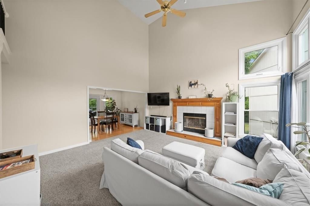 511 SE FRANKLIN Court — photo 6