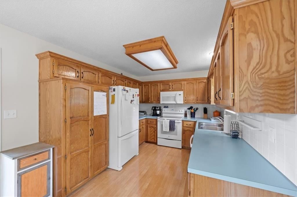 511 SE FRANKLIN Court — photo 12