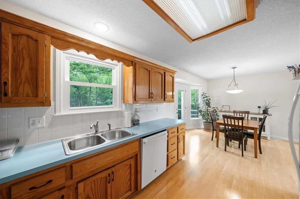 511 SE FRANKLIN Court — photo 16