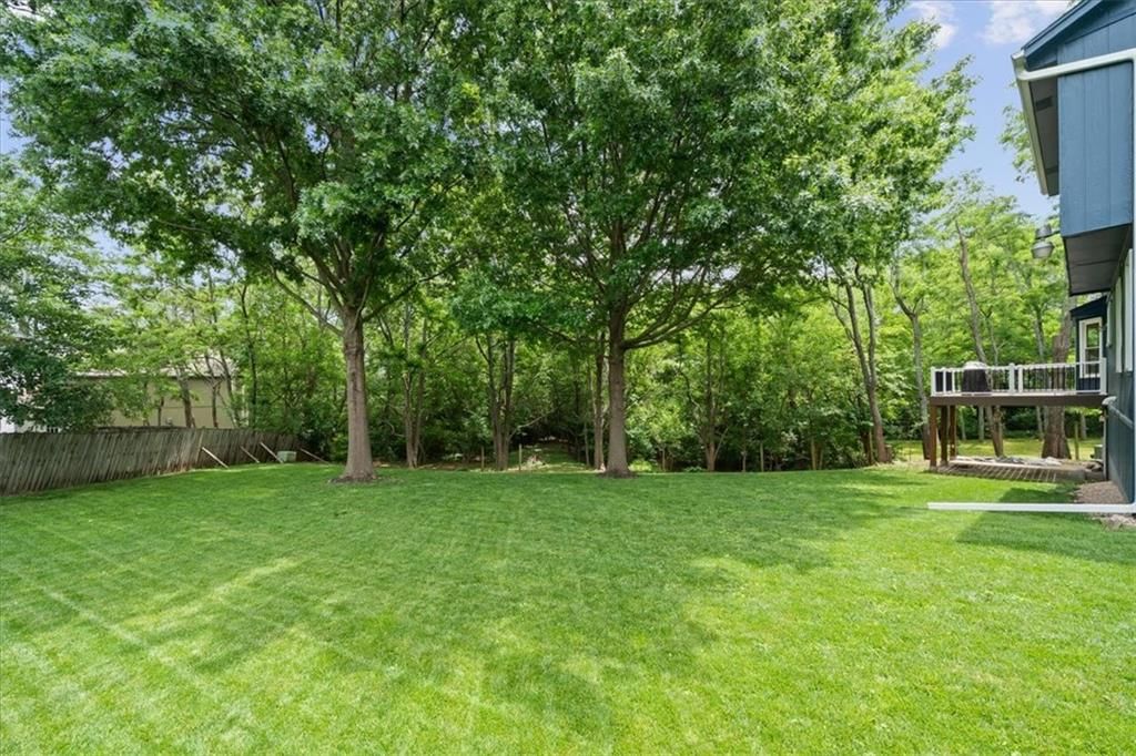 511 SE FRANKLIN Court — photo 36