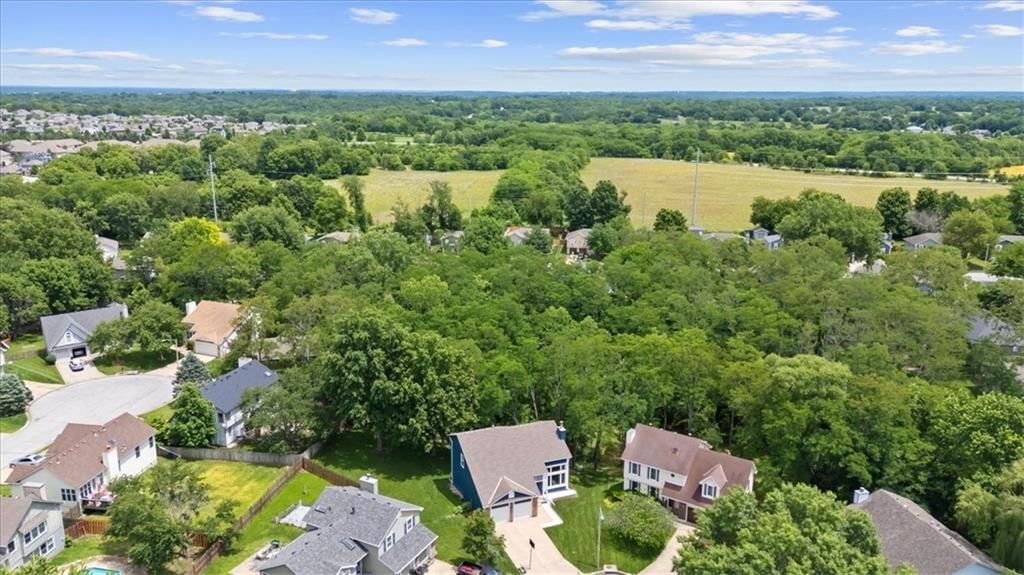 511 SE FRANKLIN Court — photo 38
