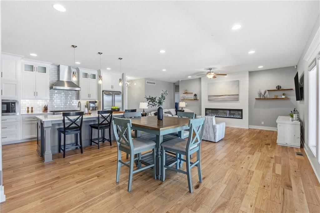 4224 S White Sands Court — photo 11