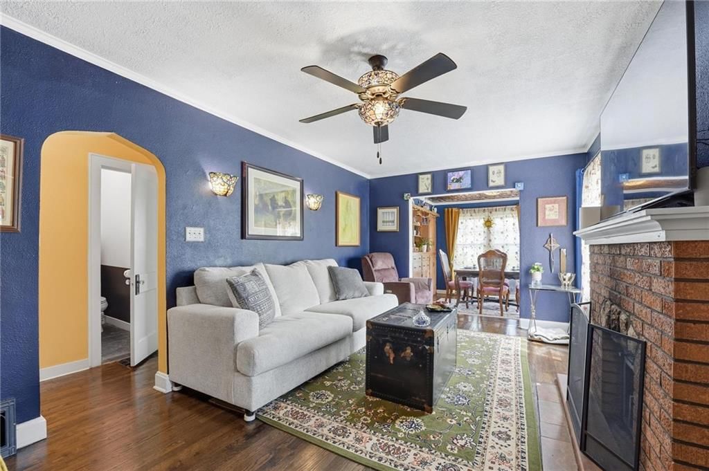 2710 Windsor Avenue — photo 4