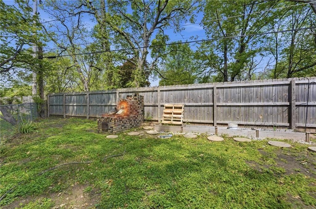 2710 Windsor Avenue — photo 40