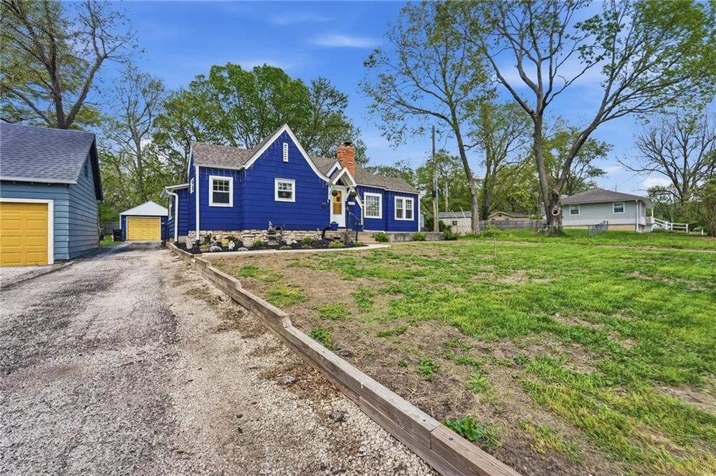 2710 Windsor Avenue — photo 42