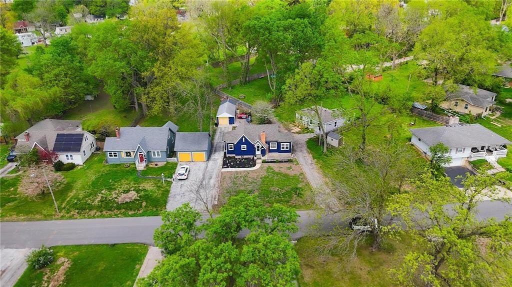 2710 Windsor Avenue — photo 45