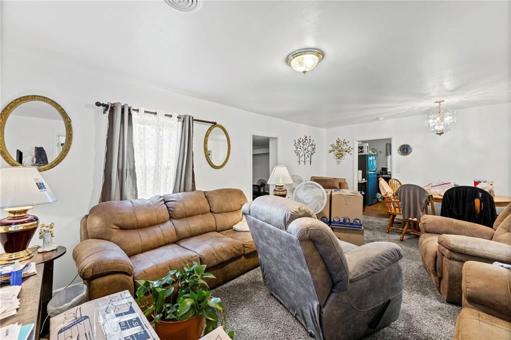 811 S Hickory Street — photo 4