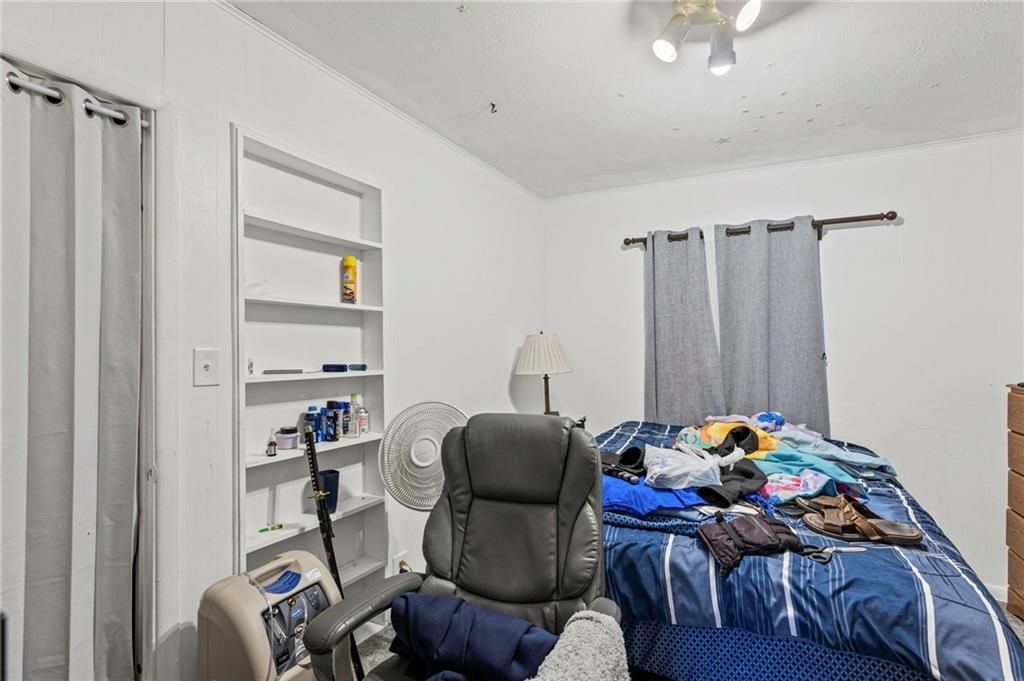811 S Hickory Street — photo 16