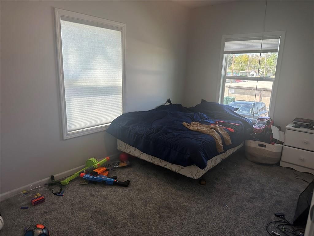 1100 Locust Street — photo 8