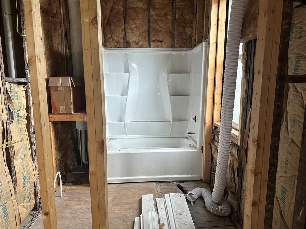 1100 Locust Street — photo 14