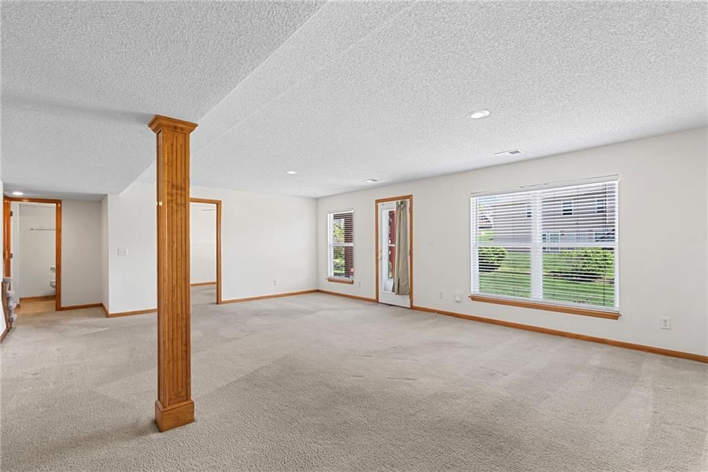 1713 SE Cardinal Drive — photo 31